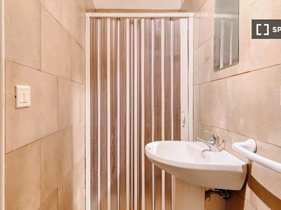 Immagine 12 di Camera condivisa in affitto  in Viale Quirico Filopanti a Bologna