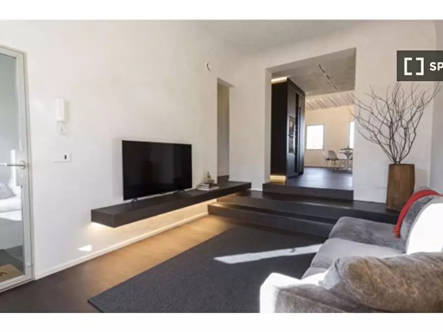 Immagine 2 di Appartamento in affitto  in Piazza Santo Spirito a Firenze