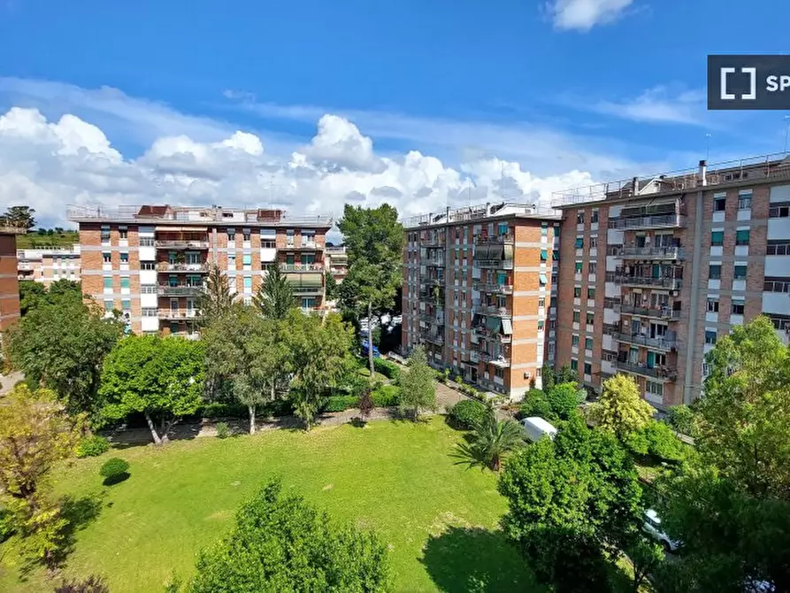 Immagine 14 di Appartamento in affitto  in Via di Valle Aurelia a Roma