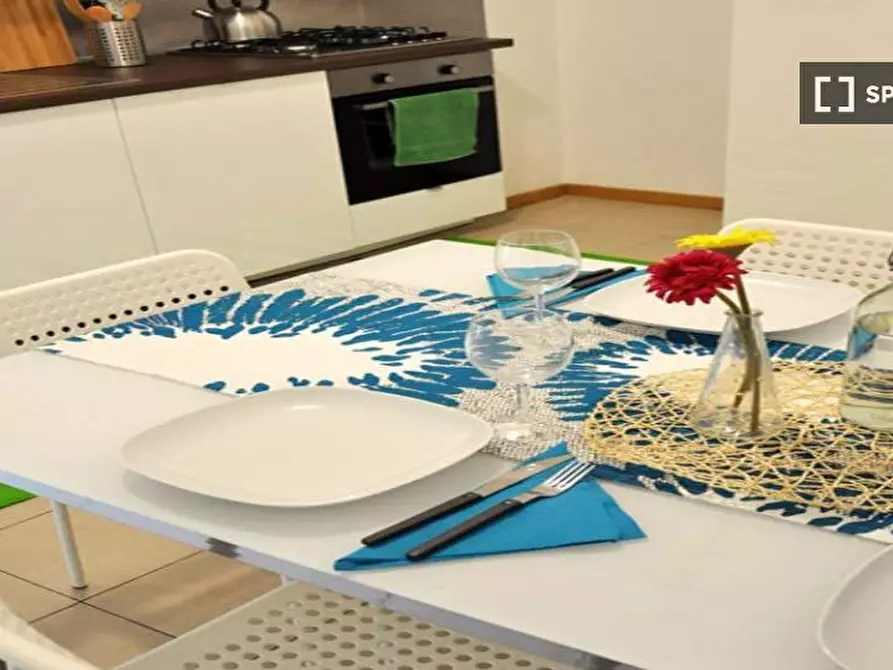 Immagine 5 di Camera condivisa in affitto  in Via Carlo Botta a Milano