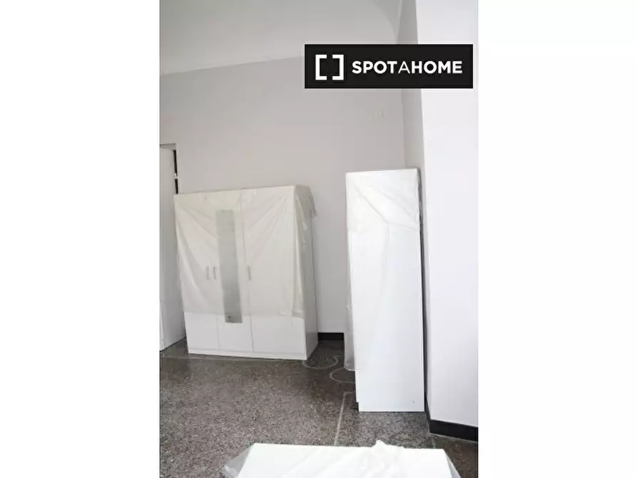 Immagine 7 di Camera condivisa in affitto  in Piazza del Campo a Genova