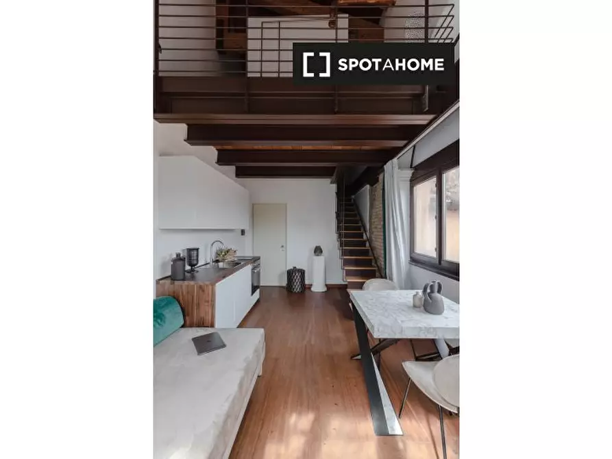 Immagine 2 di Appartamento in affitto  in Via del Collegio Capranica a Roma