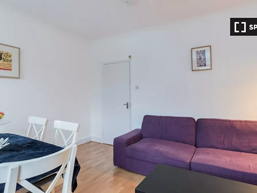 Immagine 2 di Appartamento in affitto  in Arlington Rd a Camden Town