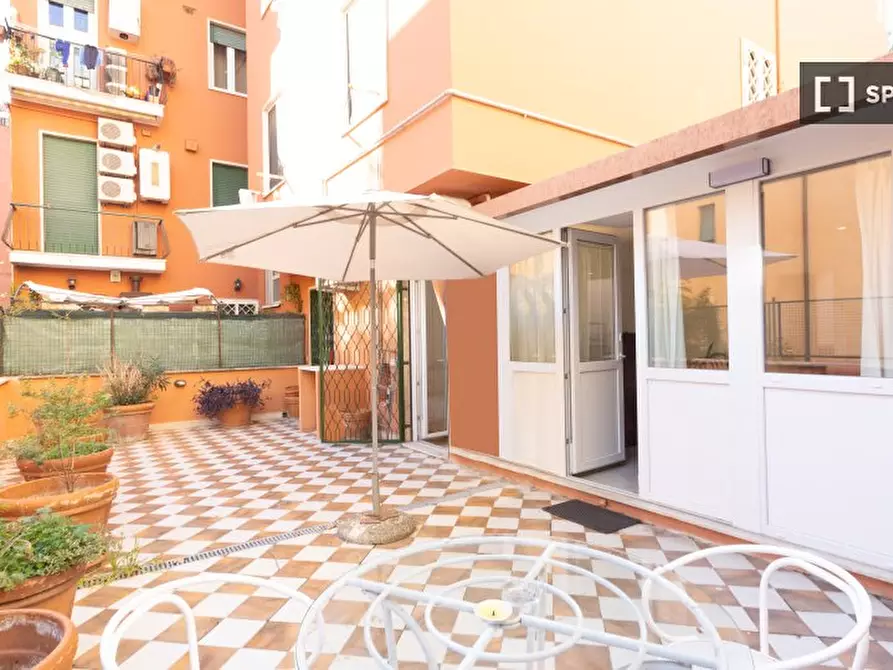 Immagine 6 di Appartamento in affitto  in Via Vitellia a Roma