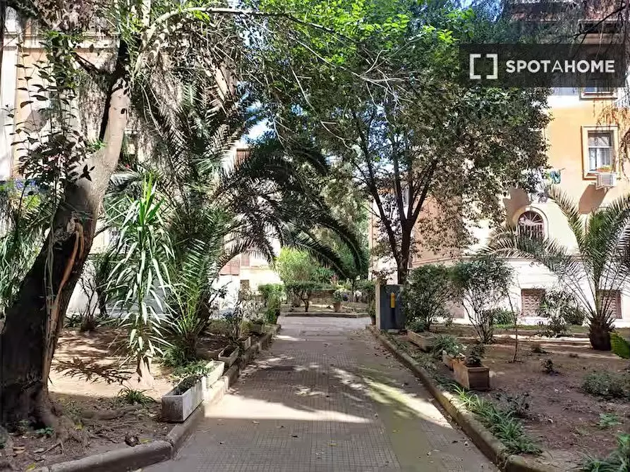 Immagine 6 di Appartamento in affitto  in Via Ettore Rolli a Roma