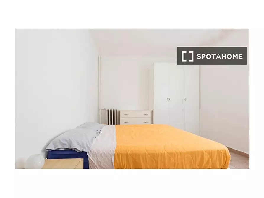 Immagine 2 di Camera condivisa in affitto  in Largo Caccia Dominioni a Milano