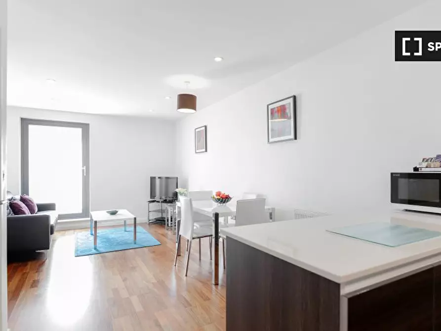 Immagine 9 di Appartamento in affitto  in Stanley Rd a Merton