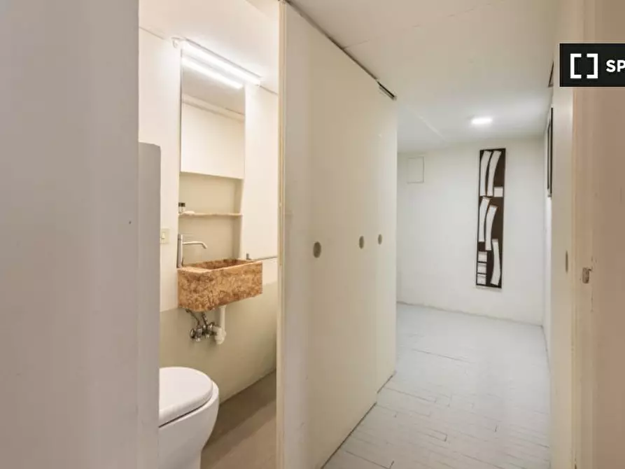 Immagine 10 di Appartamento in affitto  in Via della Vigna Vecchia a Firenze