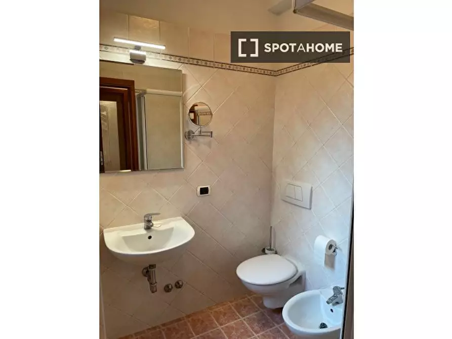 Immagine 9 di Appartamento in affitto  in Via Giacomo Matteotti a Sesto Fiorentino