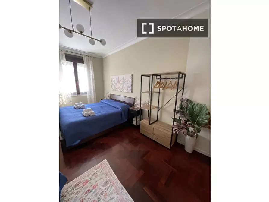 Immagine 12 di Appartamento in affitto  in Viale Furio Camillo a Roma