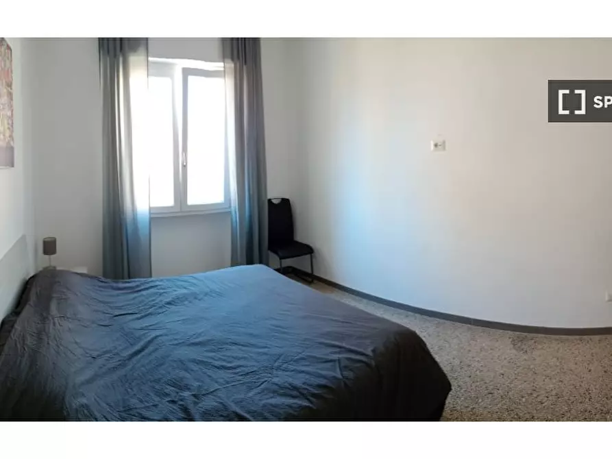 Immagine 1 di Camera condivisa in affitto  in Via di S. Castulo a Roma