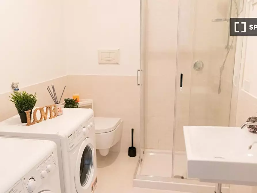 Immagine 3 di Camera condivisa in affitto  in Via Dante a Cagliari