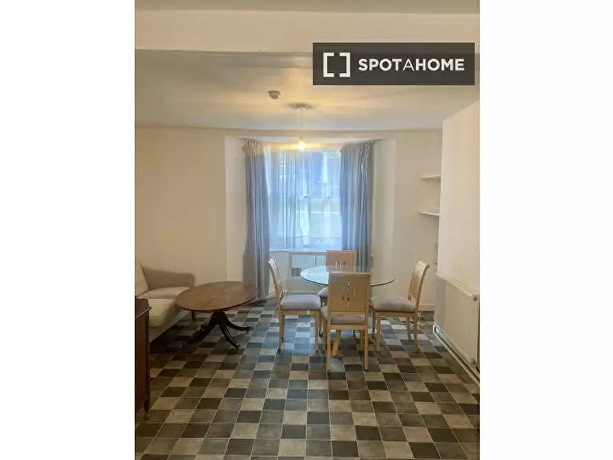 Immagine 9 di Appartamento in affitto  in Wansey St a Camberwell