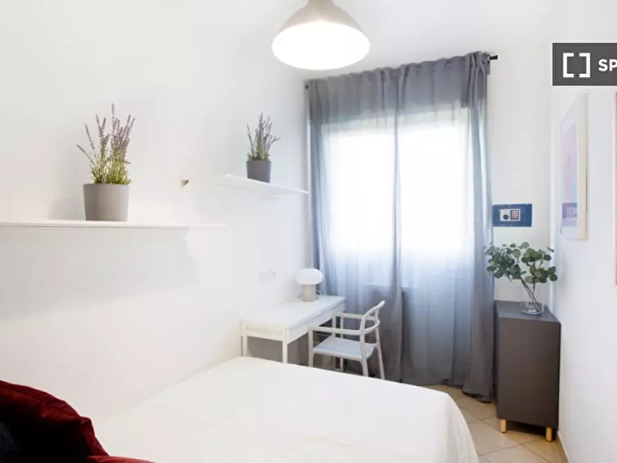 Immagine 4 di Camera condivisa in affitto  in Via Federico Engels a Milano