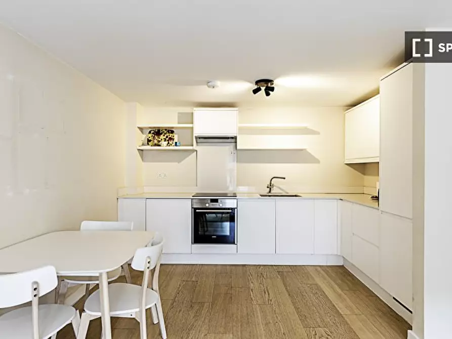 Immagine 11 di Appartamento in affitto  in Flat a 