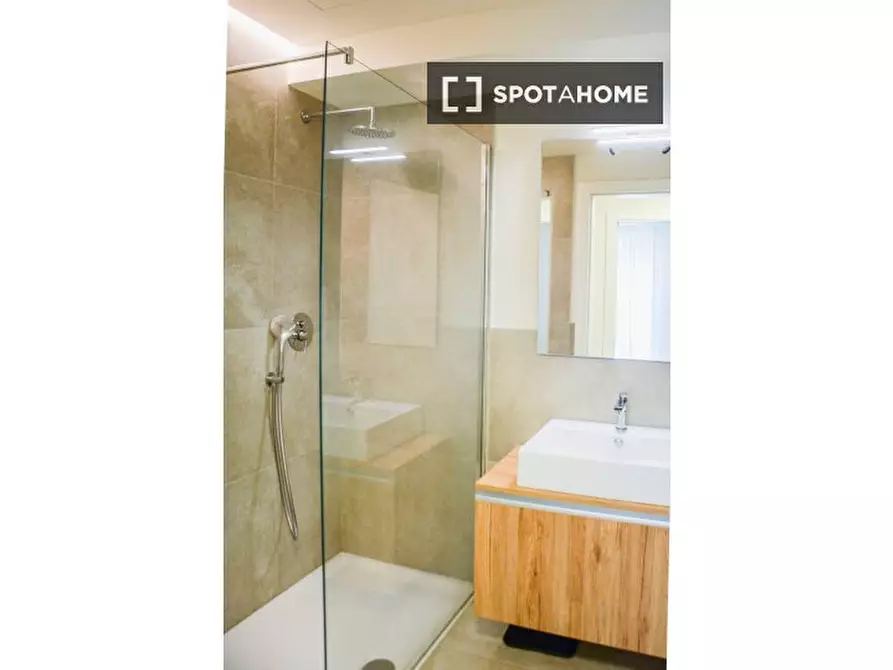 Immagine 12 di Appartamento in affitto  in Via Ciro Menotti a Milano