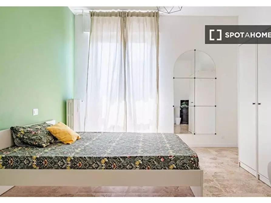 Immagine 3 di Camera condivisa in affitto  in Via G.B. Tiepolo a Cinisello Balsamo