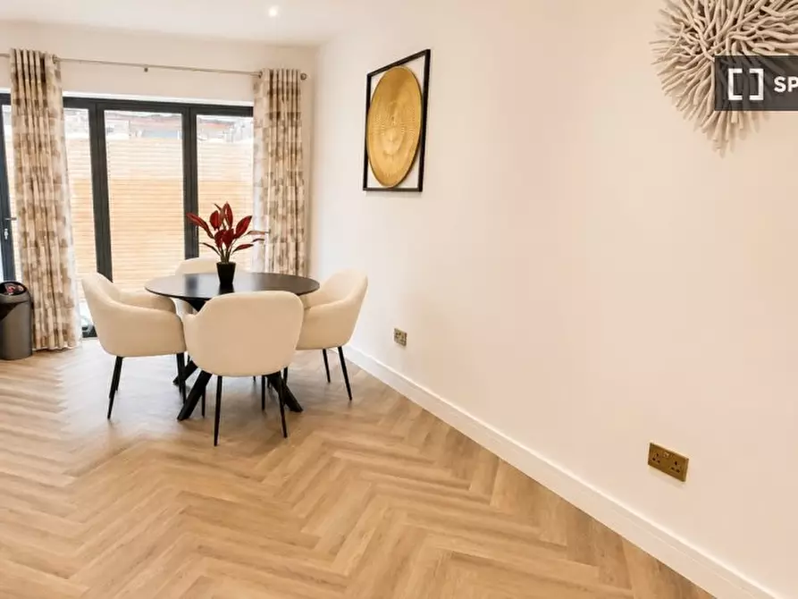 Immagine 2 di Appartamento in affitto  in Murray Mews a Lewisham