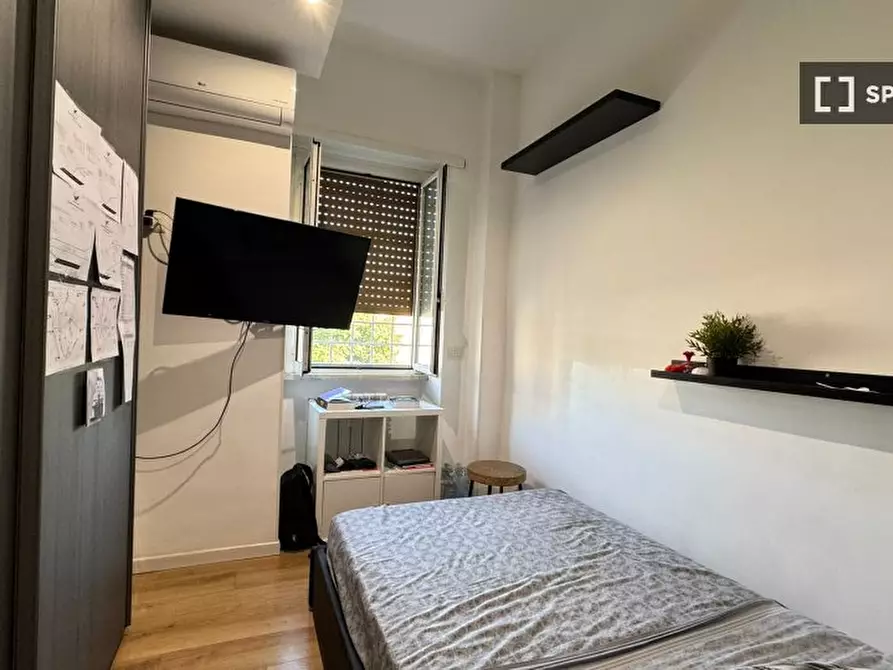 Immagine 1 di Camera condivisa in affitto  in Via Pieve Santo Stefano a Roma