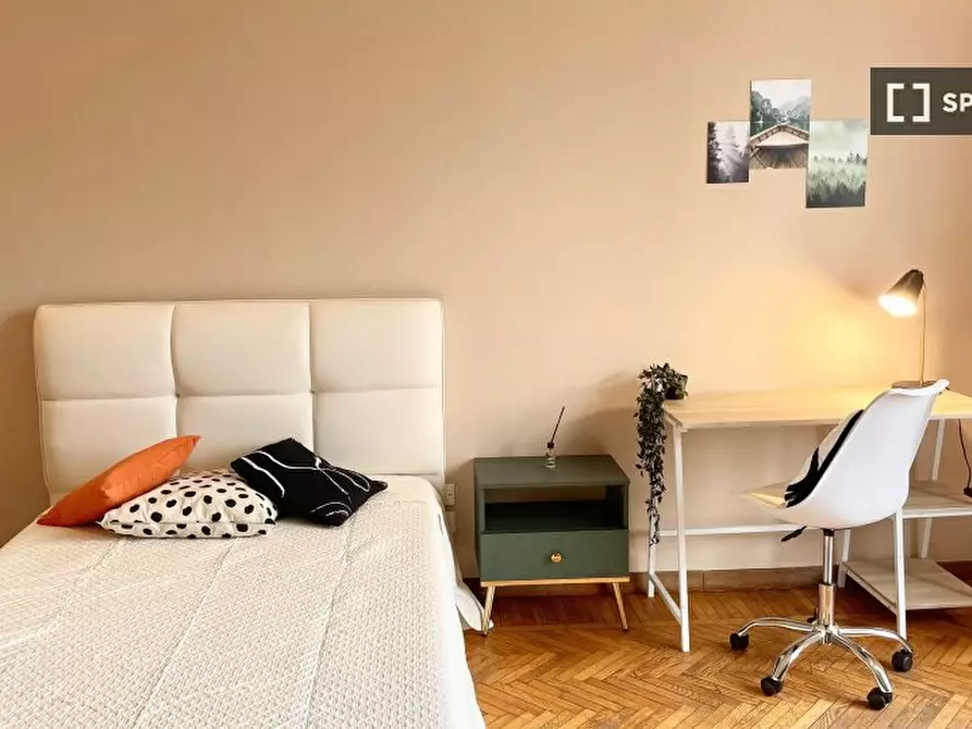 Immagine 6 di Camera condivisa in affitto  in LUNGARNO VESPUCCI a Firenze