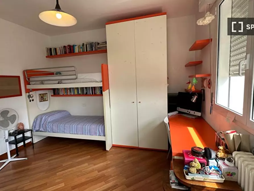 Immagine 3 di Camera condivisa in affitto  in Via della Libera Professione a Bologna