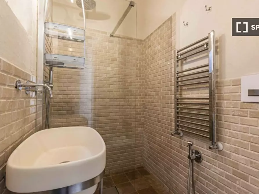 Immagine 16 di Appartamento in affitto  in Via del Leone a Firenze