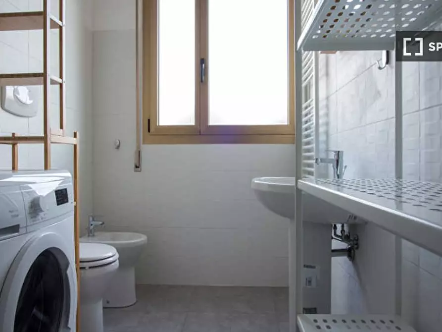 Immagine 19 di Camera condivisa in affitto  in Viale Giovanni Vicini a Bologna