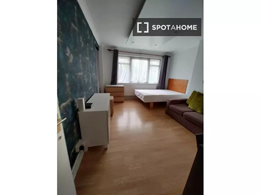 Immagine 12 di Camera condivisa in affitto  in Waltham House a Lambeth