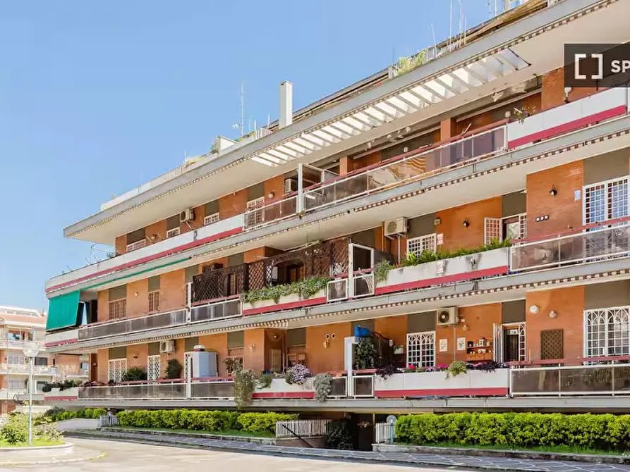 Immagine 6 di Appartamento in affitto  in Via Vincenzo Ussani a Roma