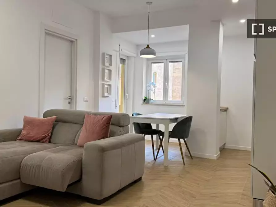 Immagine 16 di Appartamento in affitto  in Via di Casal Bruciato a Roma