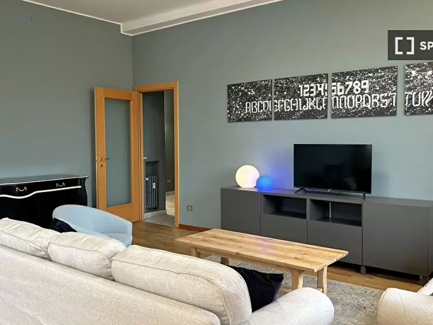 Immagine 2 di Appartamento in affitto  in Via Broletto a Milano