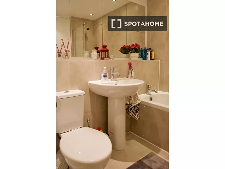 Immagine 8 di Appartamento in affitto  in /7 Saunders St a Inverleith, New Town and Fountainbridge
