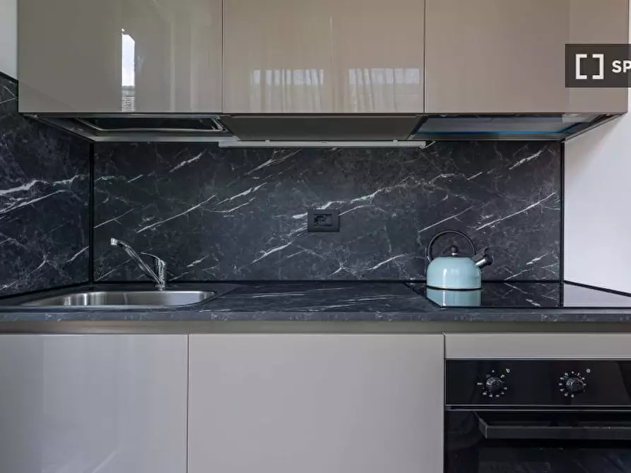 Immagine 1 di Appartamento in affitto  in Viale Carlo Troya a Milano