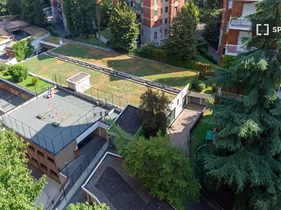 Immagine 17 di Camera condivisa in affitto  in Viale San Gimignano a Milano