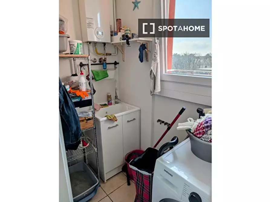Immagine 19 di Camera condivisa in affitto  in Viale Omero a Milano