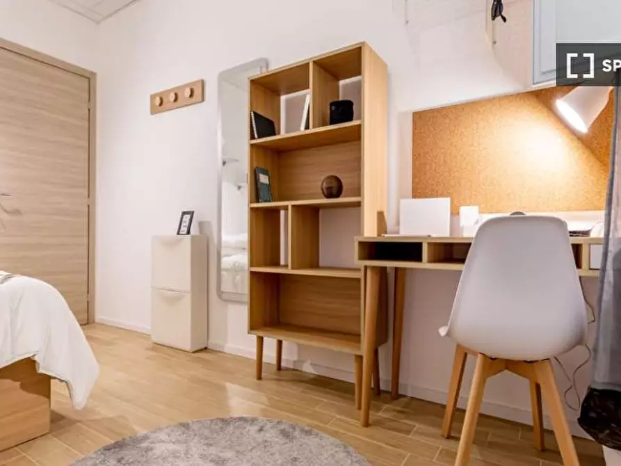 Immagine 1 di Camera condivisa in affitto  in Via Carlo Pedrotti a Torino