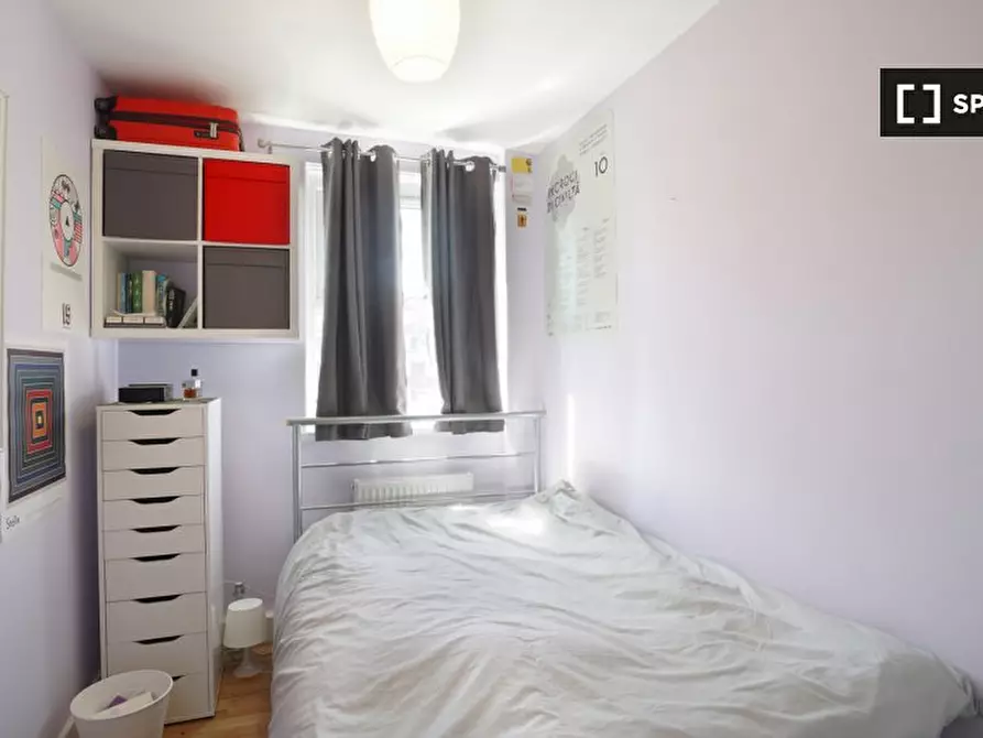 Immagine 14 di Camera condivisa in affitto  in Fellows Ct a Poplar