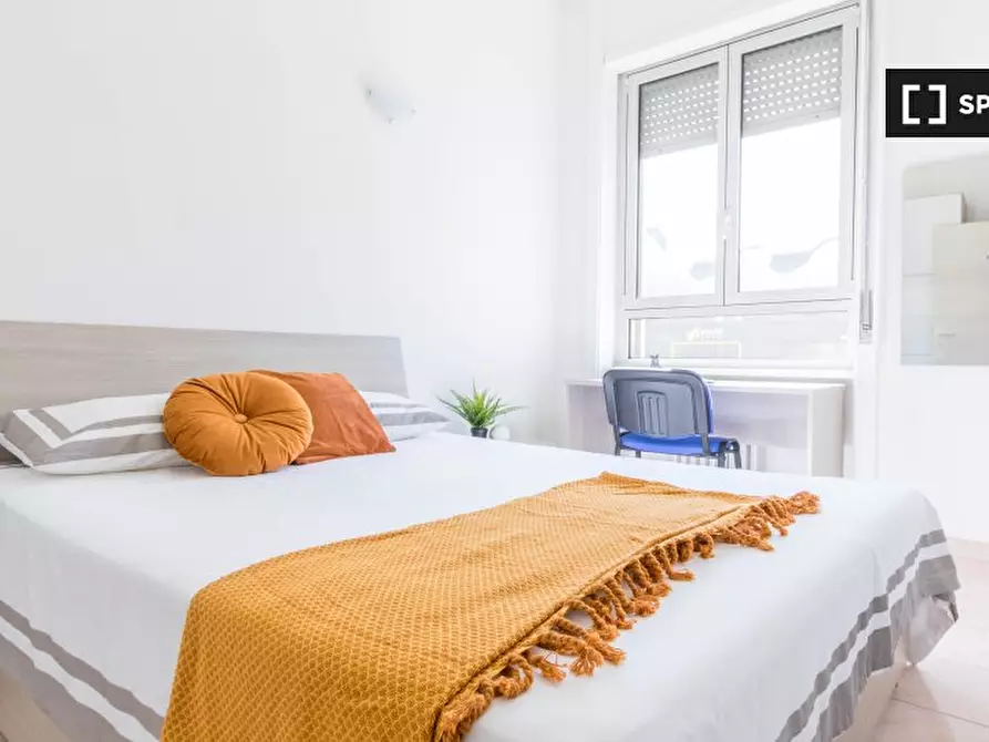 Immagine 2 di Camera condivisa in affitto  in Via Guido Guarini Matteucci a Milano