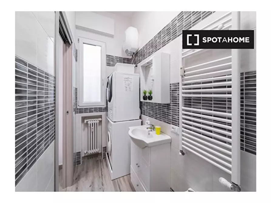 Immagine 4 di Appartamento in affitto  in Via del Faggiolo a Bologna