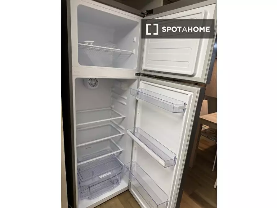 Immagine 10 di Appartamento in affitto  in Via Ascanio Sforza a Milano