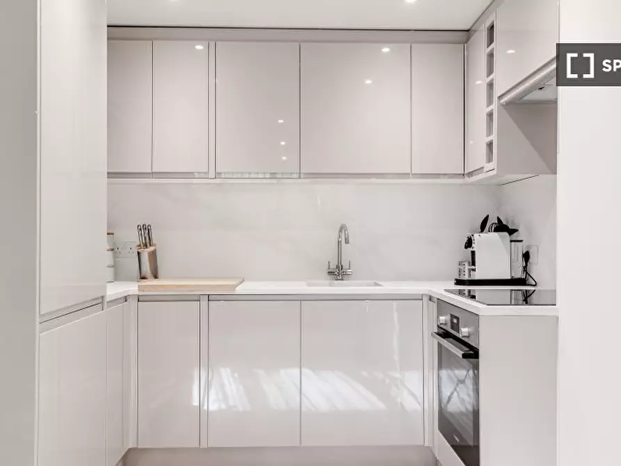 Immagine 11 di Appartamento in affitto  in Sussex Gardens a Paddington