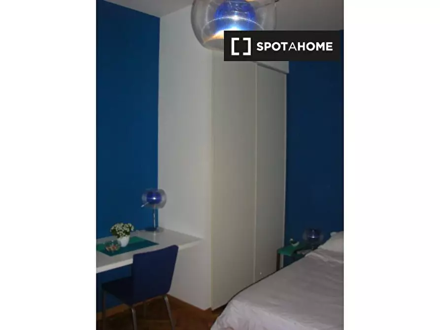 Immagine 9 di Camera condivisa in affitto  in Lungotevere di Pietra Papa a Roma