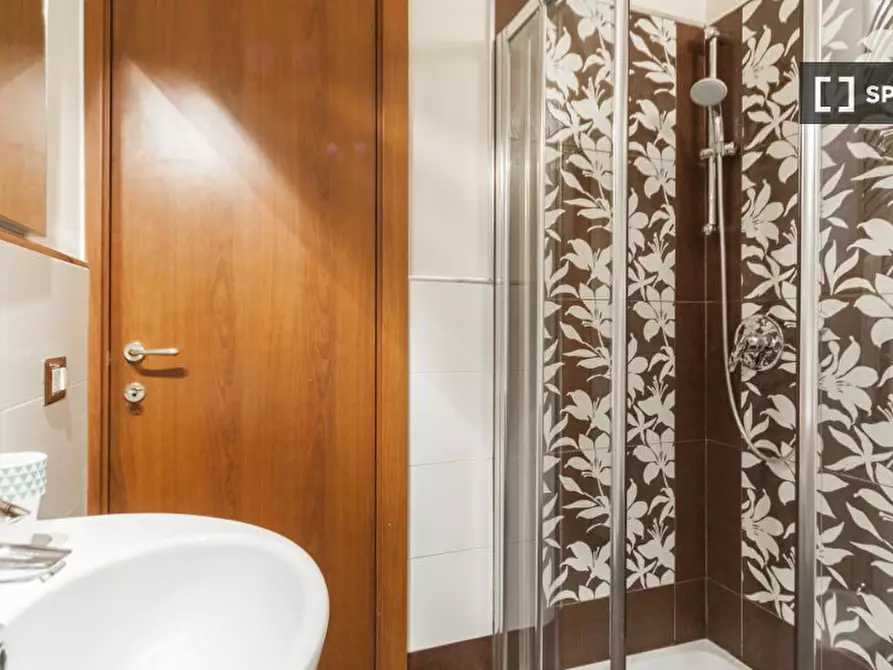 Immagine 15 di Appartamento in affitto  in Via Dante Alighieri a Firenze