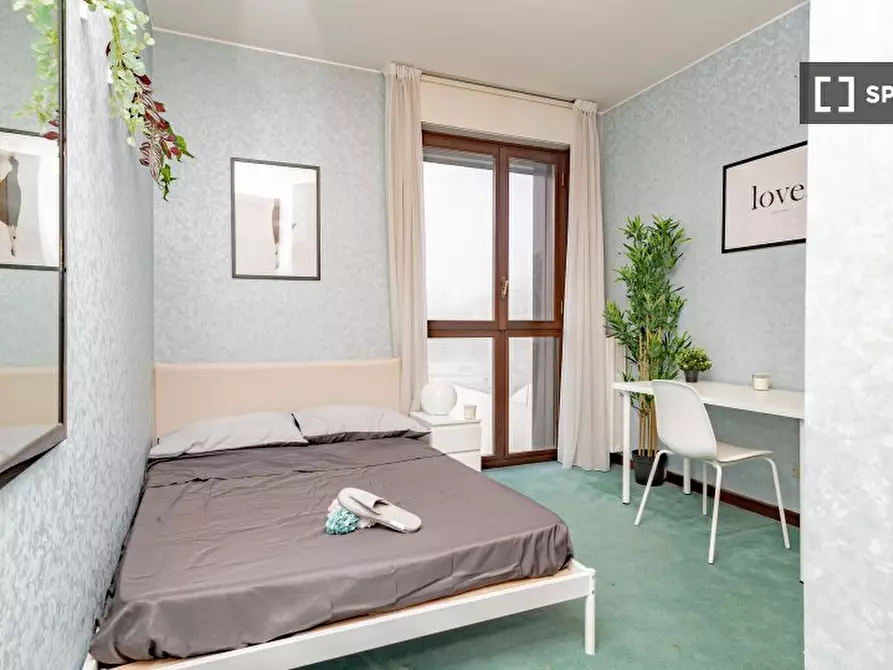 Immagine 5 di Camera condivisa in affitto  in Via Francesco Caracciolo a Milano