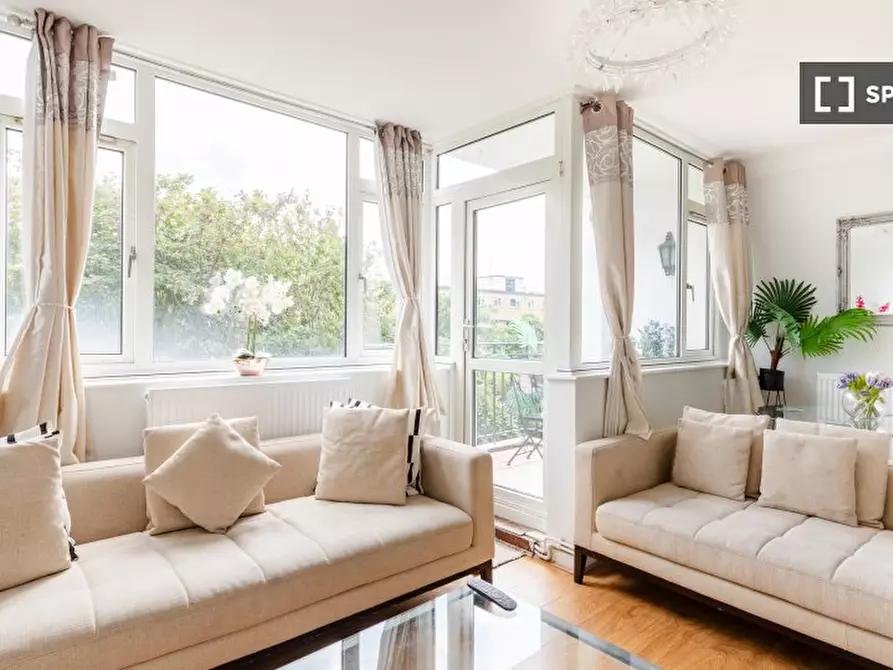 Immagine 5 di Appartamento in affitto  in Deeley Rd a Lambeth