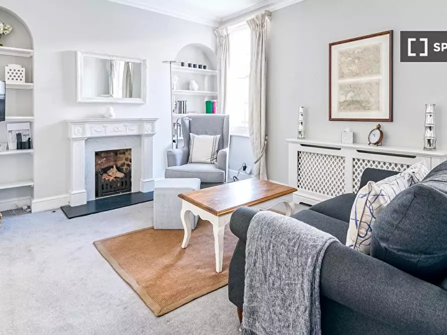 Immagine 1 di Appartamento in affitto  in Carmel Court Holland St a Kensington