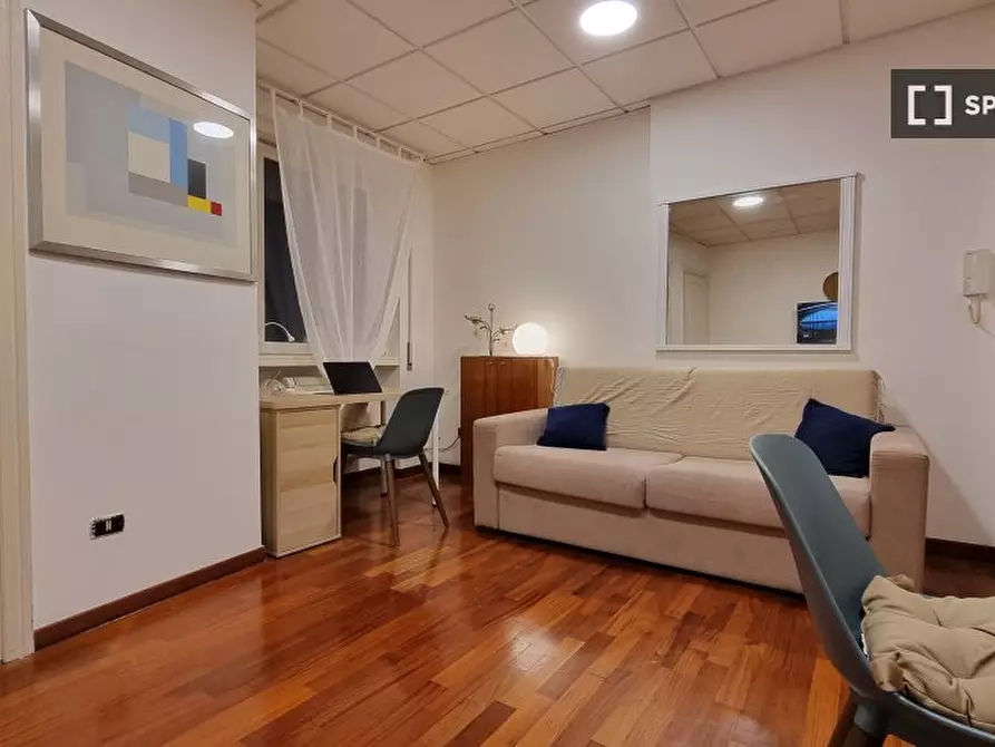 Immagine 10 di Ufficio in affitto  in Via Giovanni Battista Somis a Roma