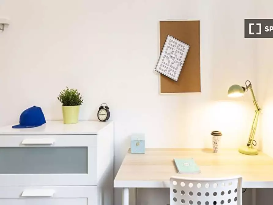 Immagine 8 di Camera condivisa in affitto  in Via Paolo Bassi a Milano