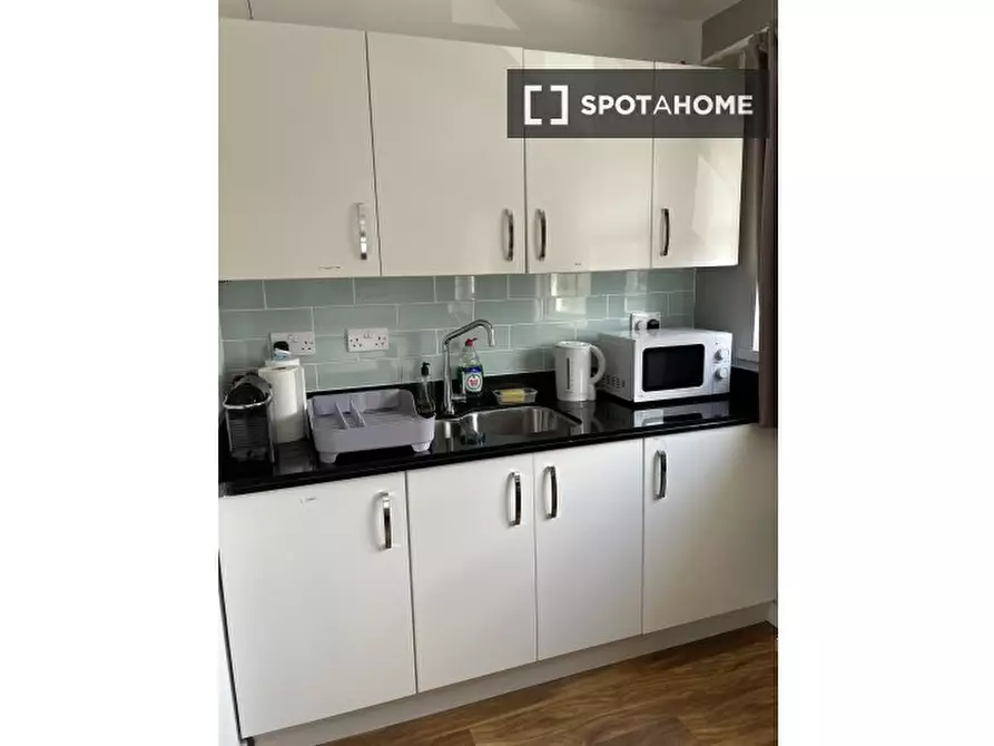 Immagine 7 di Ufficio in affitto  in Glengall Grove a Poplar