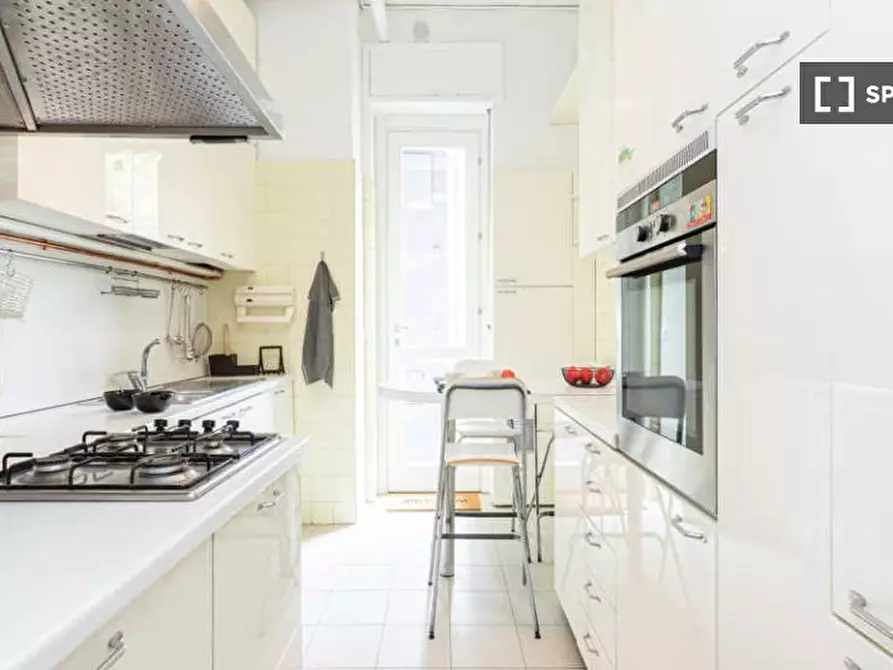 Immagine 11 di Camera condivisa in affitto  in Viale Emilio Caldara a Milano